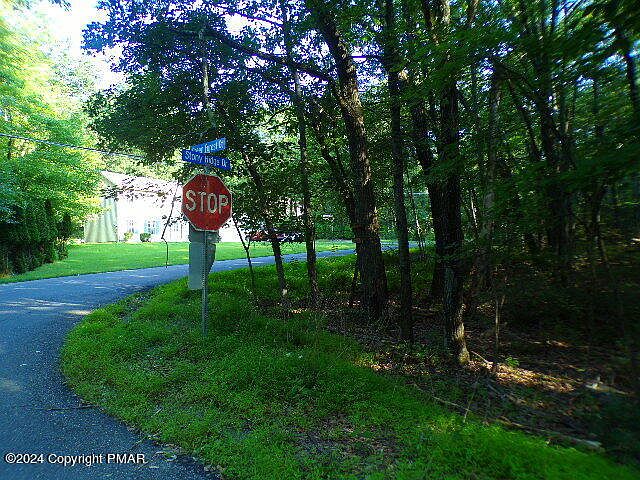 2nd image of 2505/2511 Green Forest Ct
