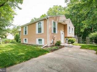 8231 Lexington Dr, Severn, MD 21144