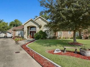107 Natchez Ct, Hahnville, LA 70057