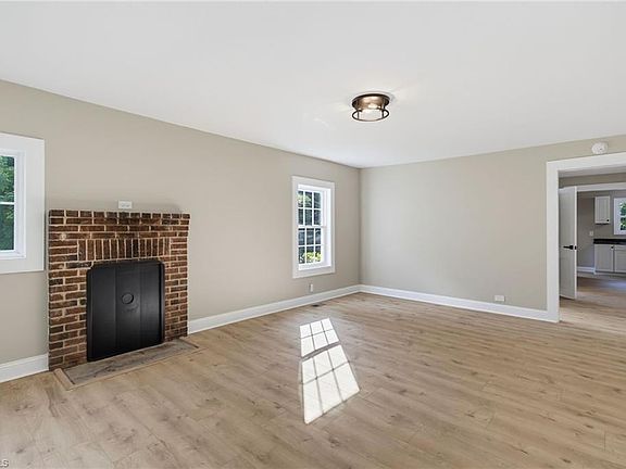 4th image of 4745 Old Liberty Rd