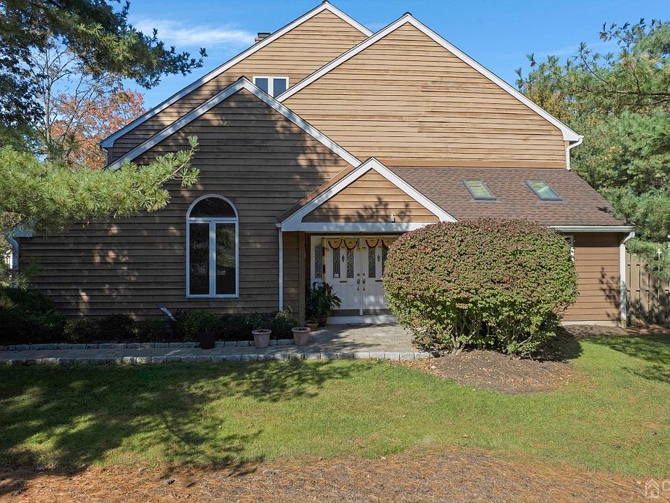 66 Chatsworth Ct, Edison, NJ 08820 Zillow