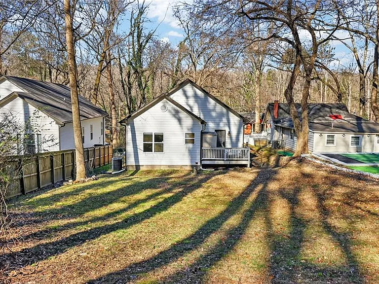 991 Ada Ave NW — Photo 32