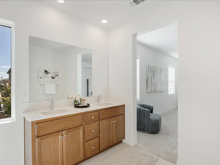 3452 Cantor Dr — Photo 5