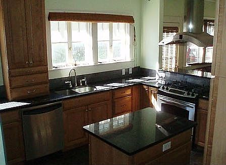 2nd image of 1407 Catherine St