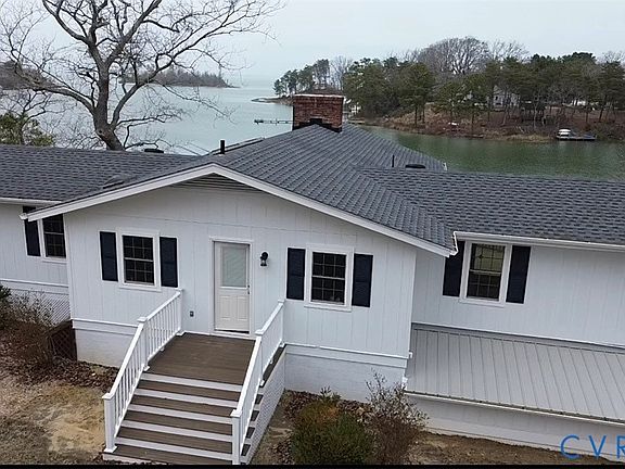 3rd image of 483 Mechams Cove Rd