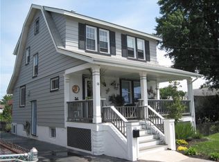 16 S Livingston Ave, Fords, NJ 08863