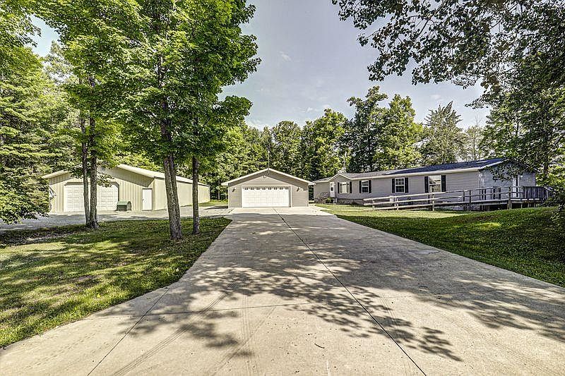 1st image of 17560 Bass Point Ln