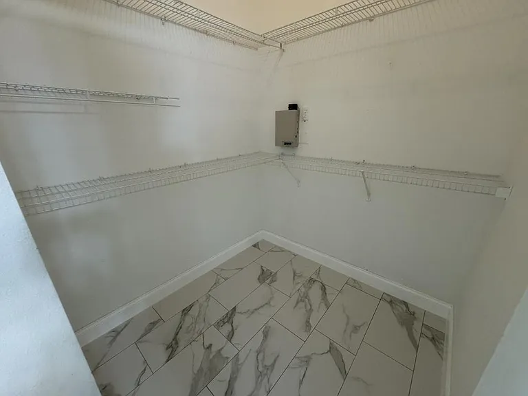 2347 Blake Way — Photo 17