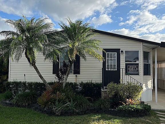 2nd image of 11346 SW 12th Ct