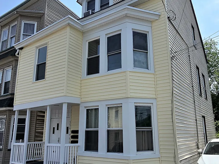 356 Pacific St #3 — Photo 2