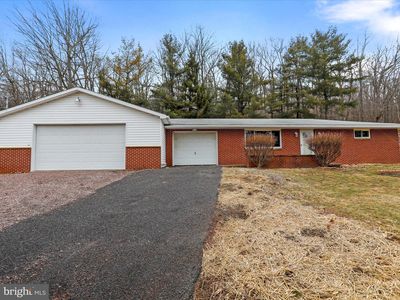 11915 Kemp Dr NW, Frostburg, MD, 21532