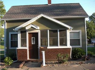 130 W Cherry St, Oakland City, IN 47660