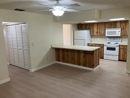 232 N Ridgewood Ave E #21 Photo 1