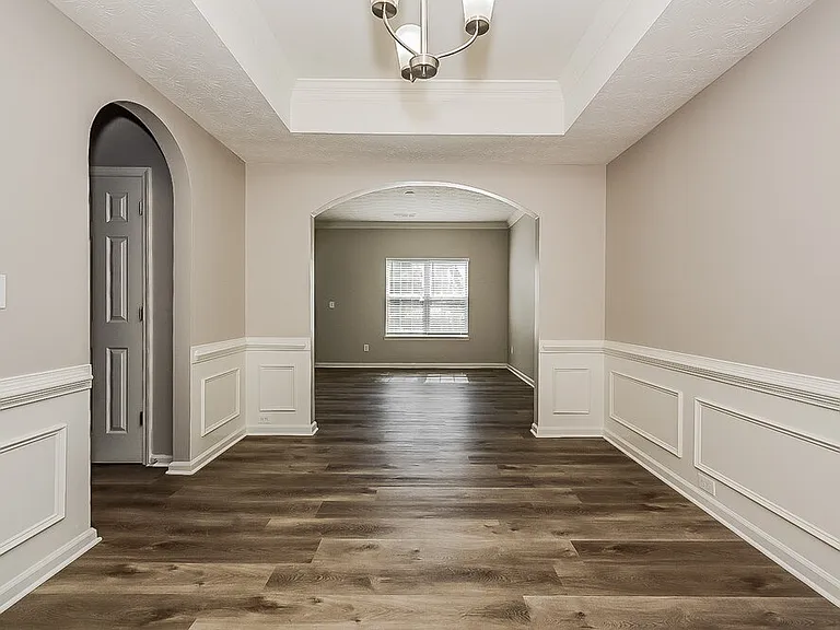 135 Greenland Dr — Photo 7