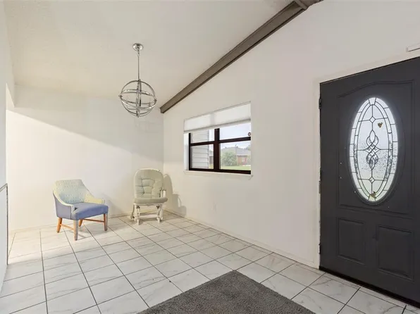 1452 SW 62nd St, Oklahoma City, OK 73159