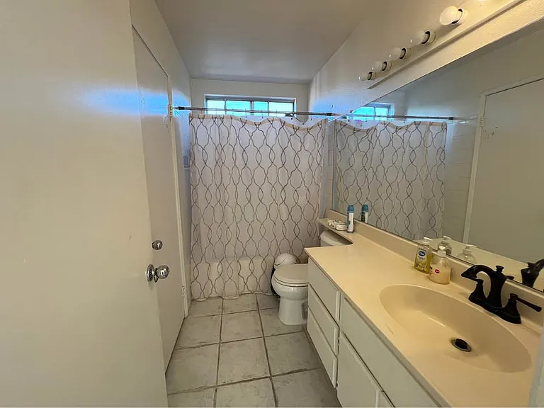 37727 Harvey St #4 — Photo 4