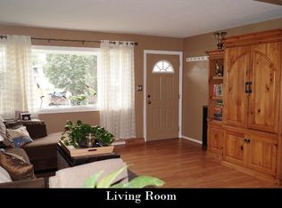 13581 Dalebrook Ave, Brookpark, OH 44142