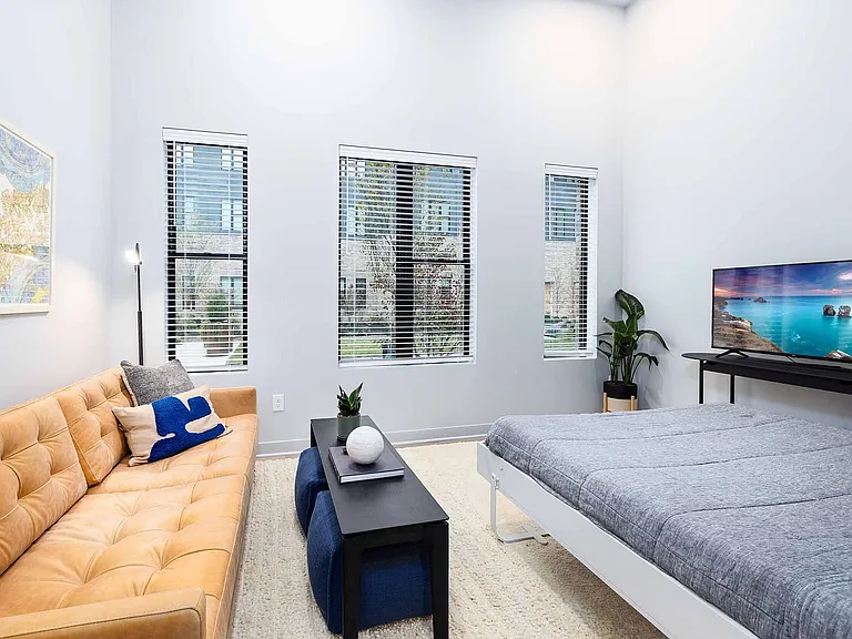 18 - Jaeger Square - Living Room