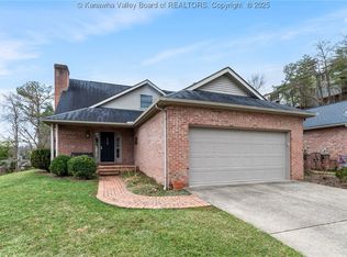 1534 Tennis Club Rd, Charleston, WV 25314