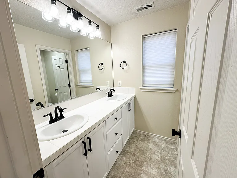 15759 SW Harvester Ln — Photo 27