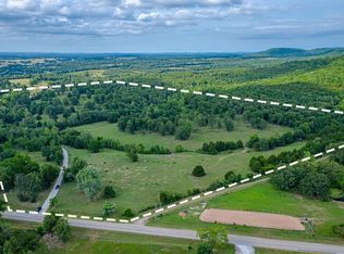 17 Mc2071 Rd, Lead Hill, AR 72644