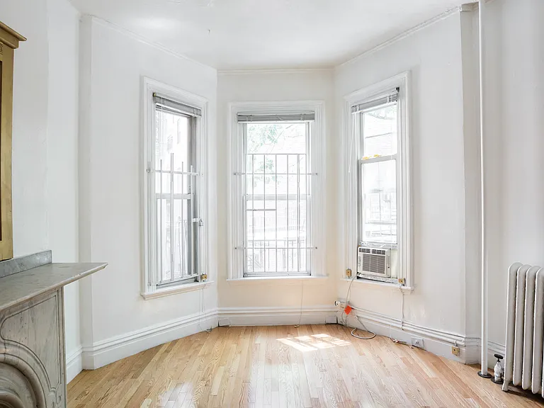 109-111 Dartmouth St #23 — Photo 5