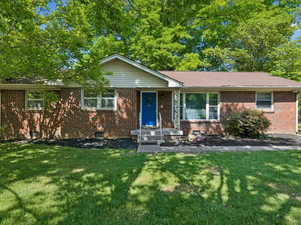 201 Pleasant Hill Dr, Springfield, TN 37172