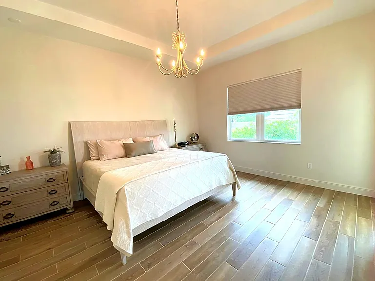 1719 SW Bradway Ln — Photo 12