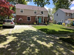 9133 Champlain Ave, Niagara Falls, NY