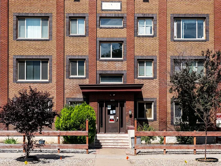 2675 Grant Ave — Photo 2