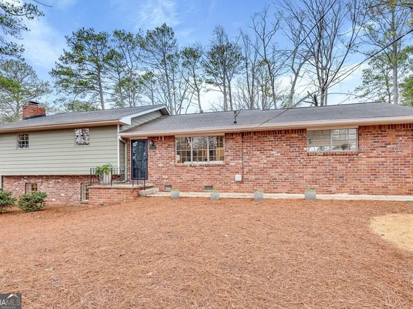 2936 Harcourt Dr, Decatur, GA 30033