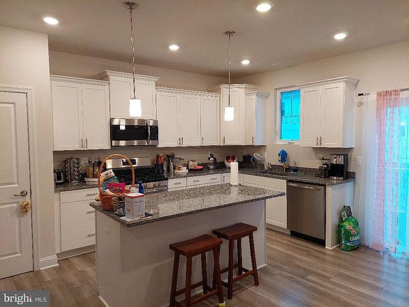 2nd image of 24656 Dogwood Ln