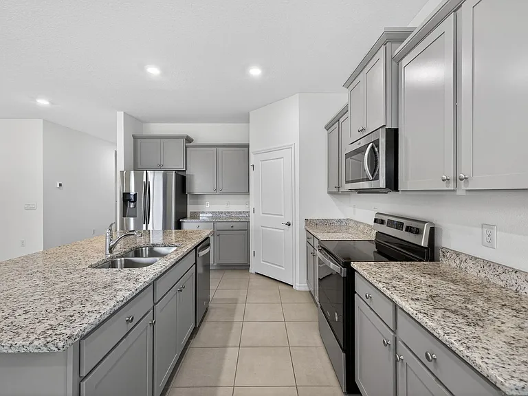 13204 Waterleaf Garden Cir — Photo 13