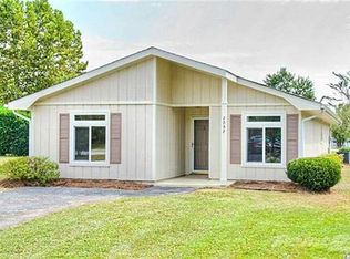 2057 Lakeview Cir, Myrtle Beach, SC 29575