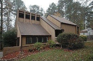 1st image of 2750 Bentwood Dr
