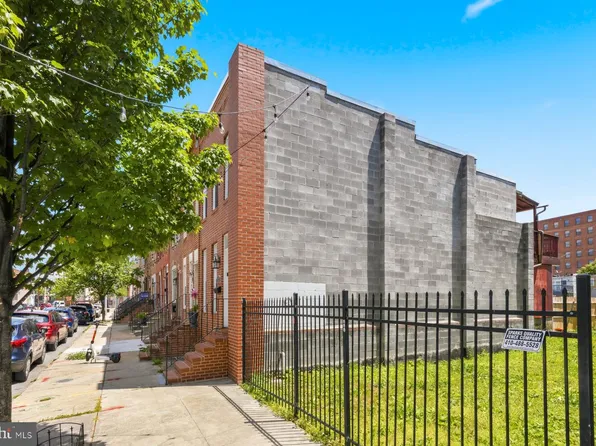 1133 Nanticoke St, Baltimore, MD 21230