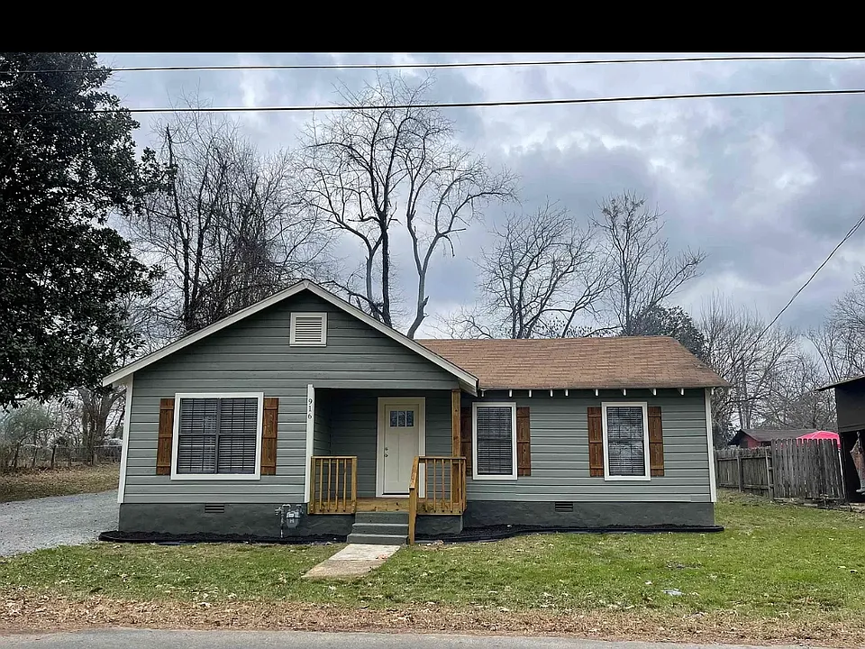 916 Ridge Rd