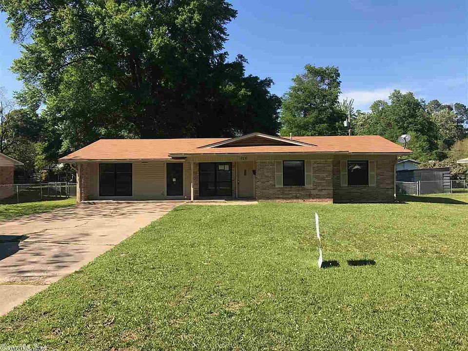 1st image of 126 Myrtle Dr