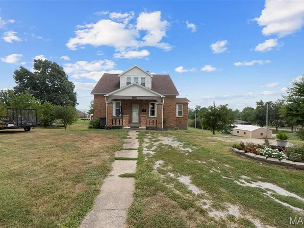513 E Sainte Marie St, Perryville, MO 63775