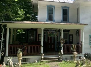 42 Sunnyside St, Friendship, NY 14739