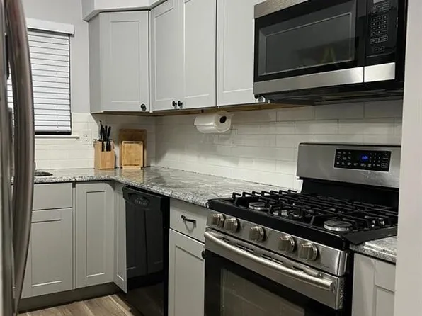 66 Redbud Rd, Piscataway, NJ 08854