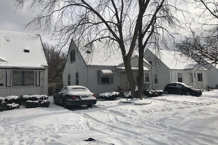 2nd image of 8252 Heyden St