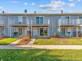 506 Meadow Green Ln, Round Lake Beach, IL