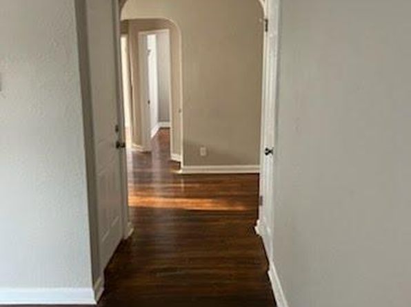 547 Hadley Ave APT 3