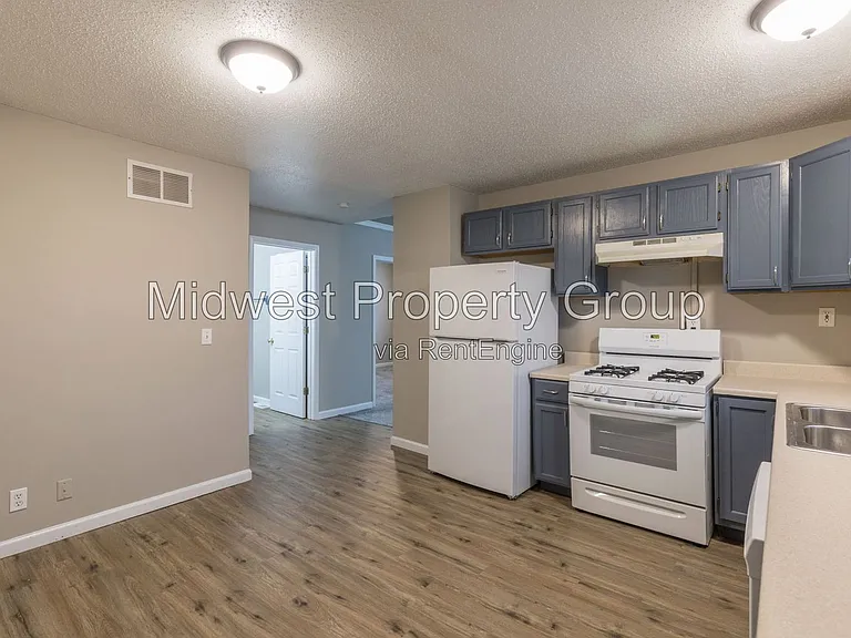 2986 Kincaid Ave — Photo 6