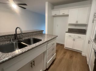 955 N Placentia Ave #9, Fullerton, CA 92831