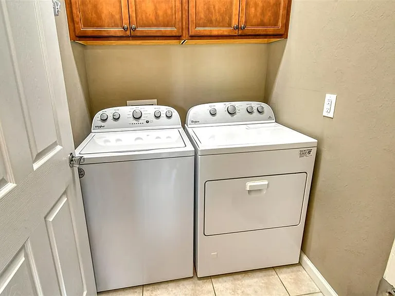 6743 Haverhill Ct — Photo 29