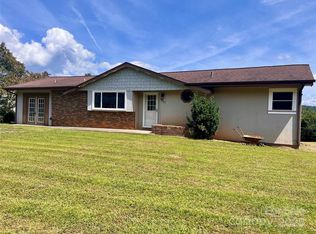 657 Arrowhead Trl, Marion, NC 28752