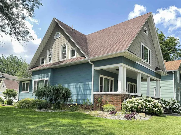 4 1st Ave SW, Hampton, IA 50441