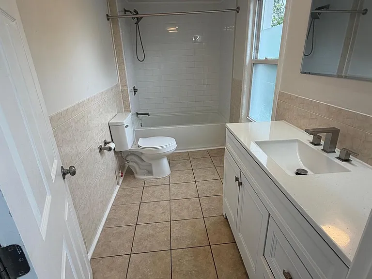 136 Webster St — Photo 15